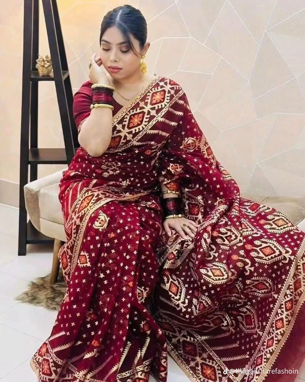 Virul Jamdani Saree with Blause pcs - Image 4