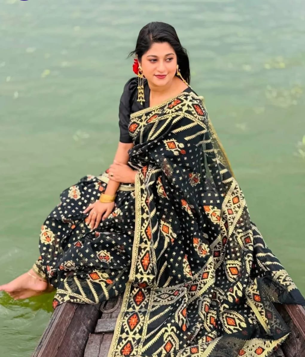 Virul Jamdani Saree with Blause pcs - Image 3